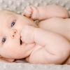 Teach mom to recognize hunger cues like when baby brings her hands to her mouth.